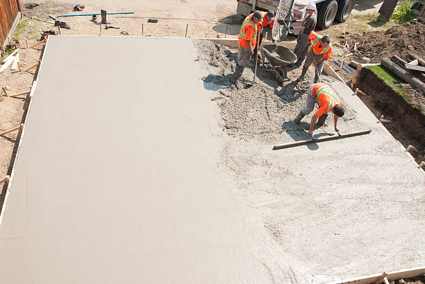 Best Concrete Walkway Installation  in Sellersburg, IN